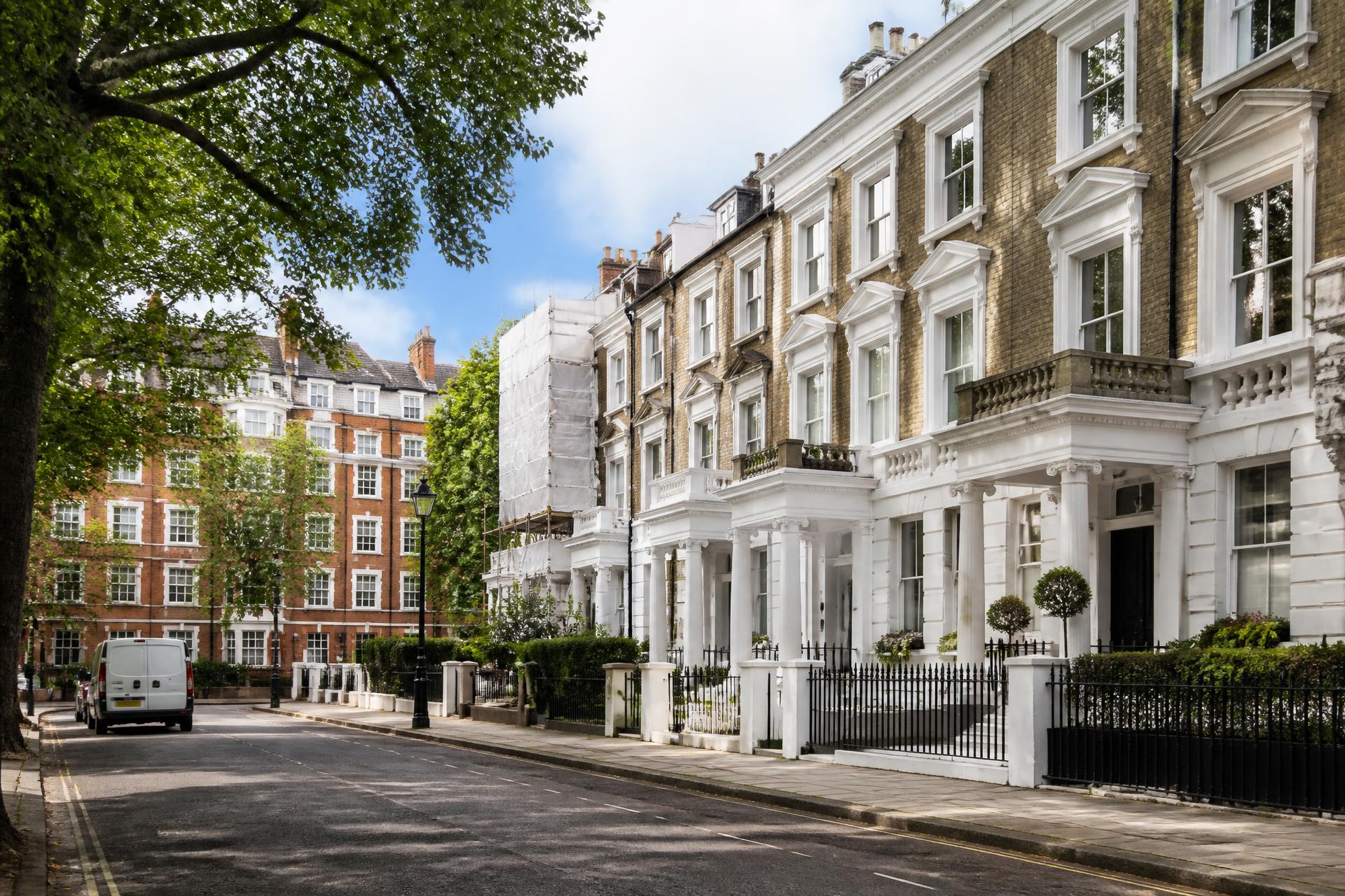 North and West London service area with Georgian terraces, mansion blocks and refurbishment scaffolding